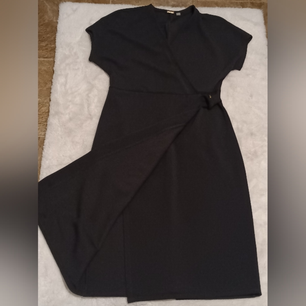 T Tahari Dress - Picture 3 of 4